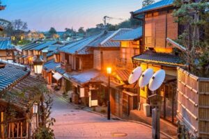 The Allure of Kyoto: Ancient Temples and Traditional Tea Houses